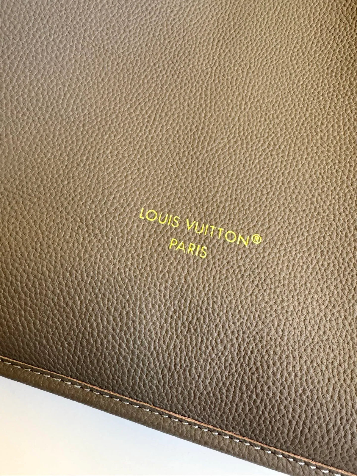 Neverfull Inside Out MM Leather Tote Handbag M25664