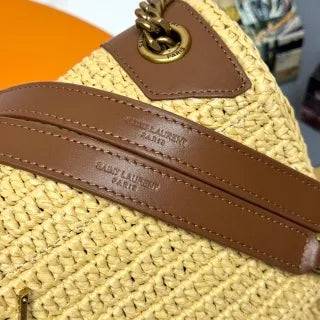 Niki Medium 11 in Woven Handbag 498894
