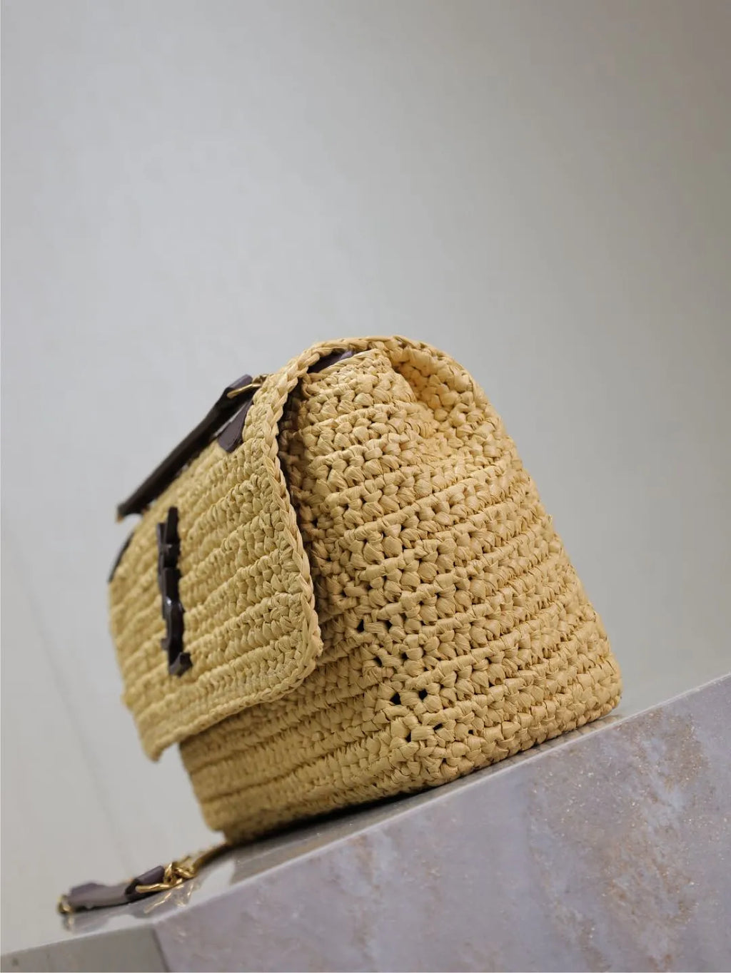 Niki Raffia 8.7 in Shoulder Bag 633151