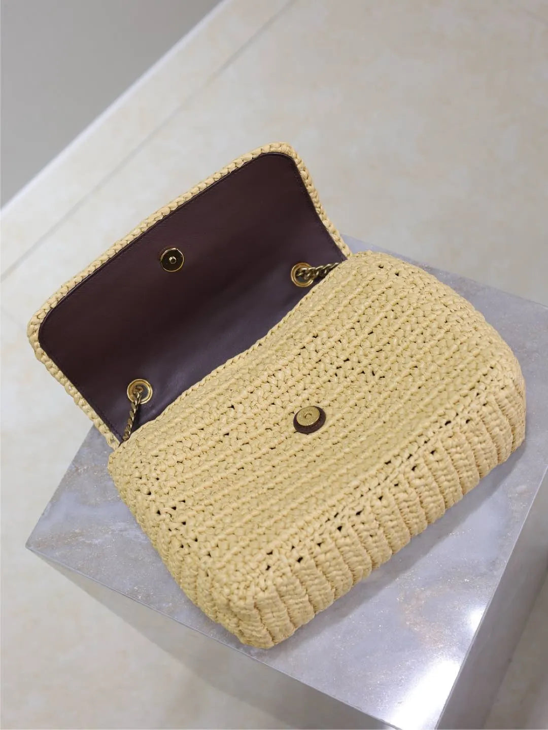 Niki Raffia 8.7 in Shoulder Bag 633151