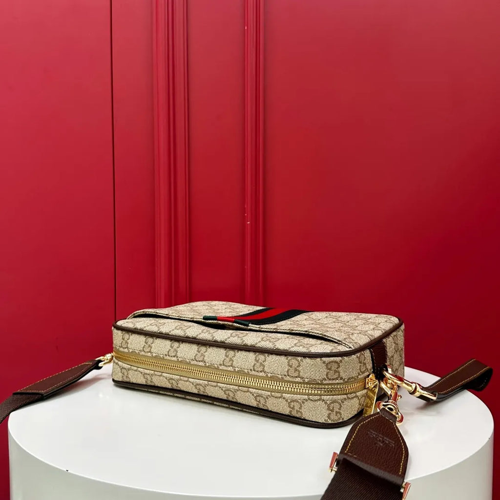 Ophidia 9.4 in Small Crossbody Bag A006ZN