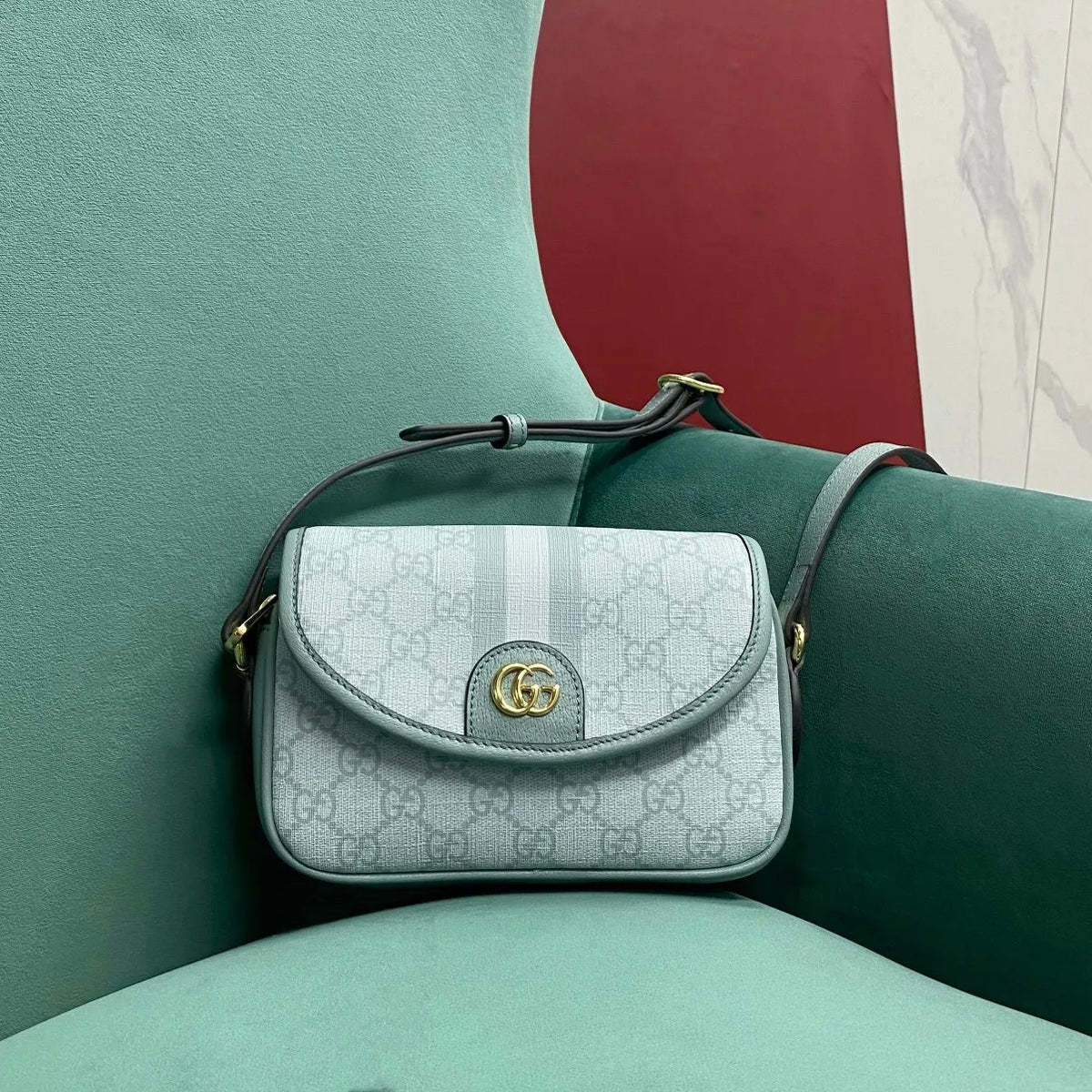 Ophidia GG Supreme Canvas 7.5 in Shoulder Bag 772239