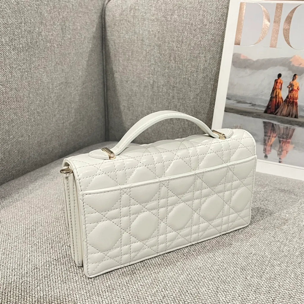 Pearl Chain WOC Lambskin Clutch Bag Off-White
