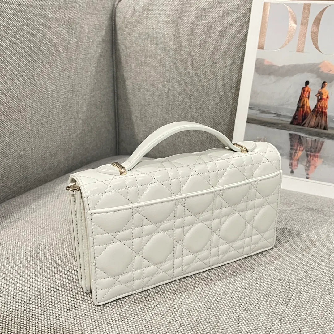 Pearl Chain WOC Lambskin Clutch Bag Off-White