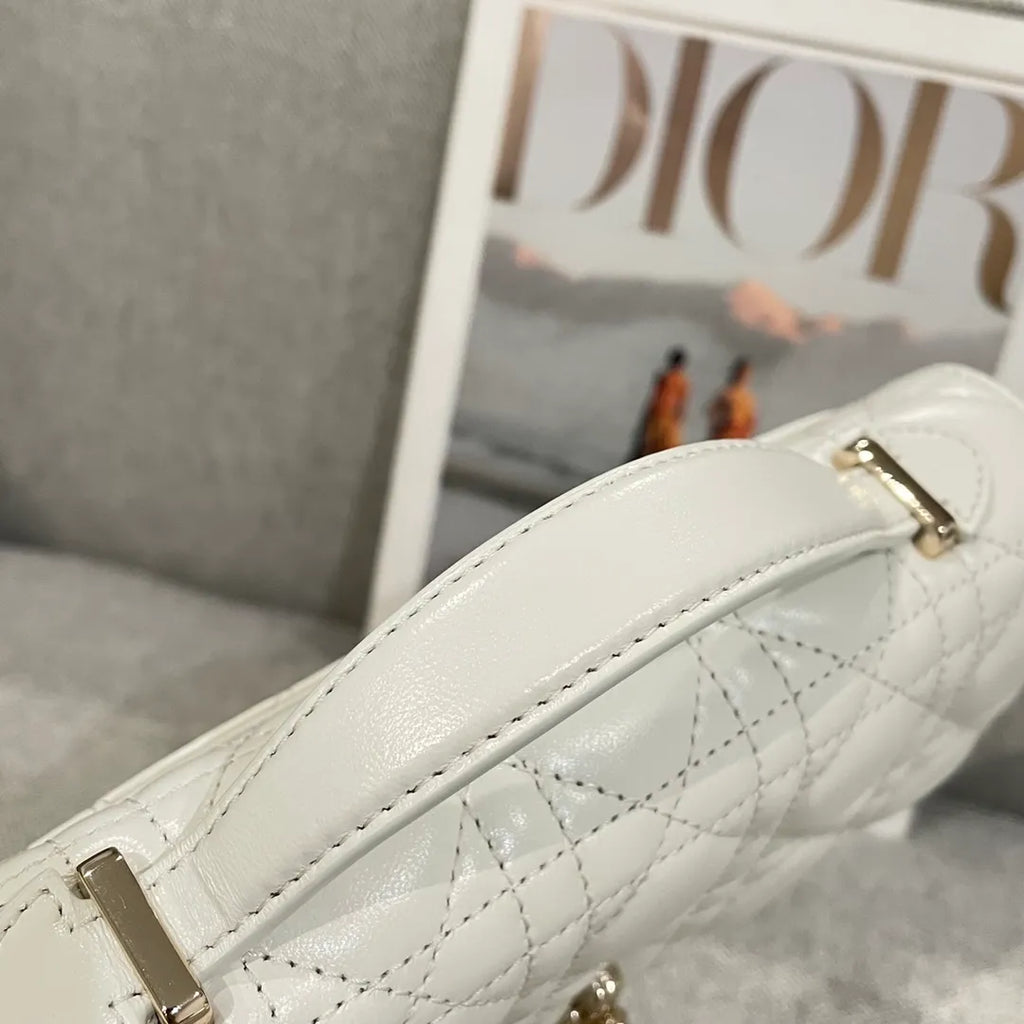 Pearl Chain WOC Lambskin Clutch Bag Off-White