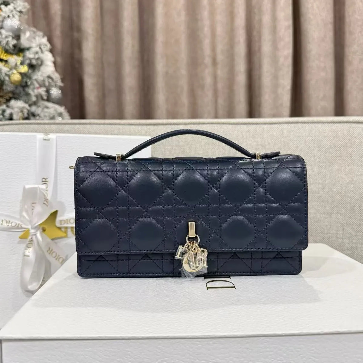 Pearl WOC Clutch Shoulder Bag 135435