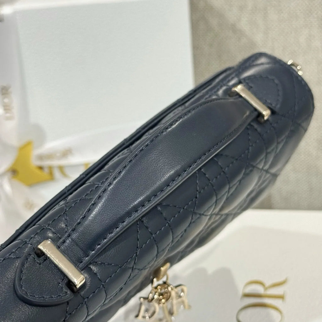 Pearl WOC Clutch Shoulder Bag 135435