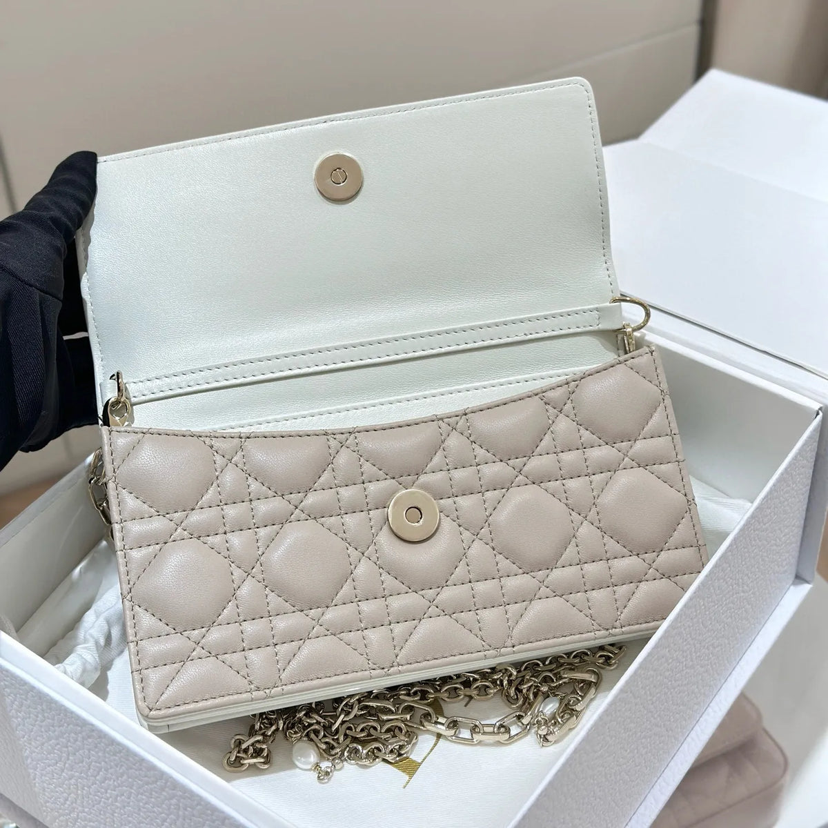 Pearl WOC Lambskin Clutch Shoulder Bag