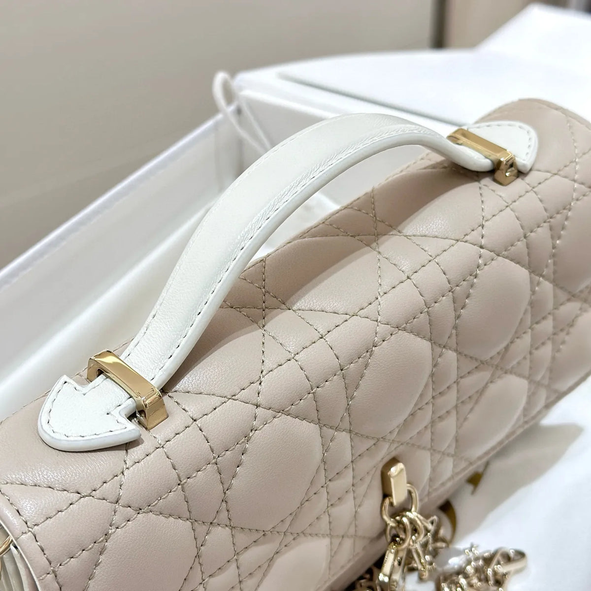 Pearl WOC Lambskin Clutch Shoulder Bag