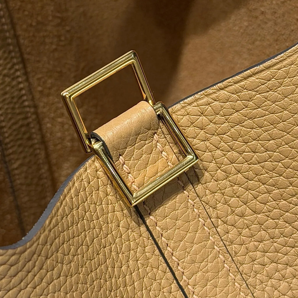 Picotin 18 TC Clemence Leather Bucket Bag Chai Milk Tea