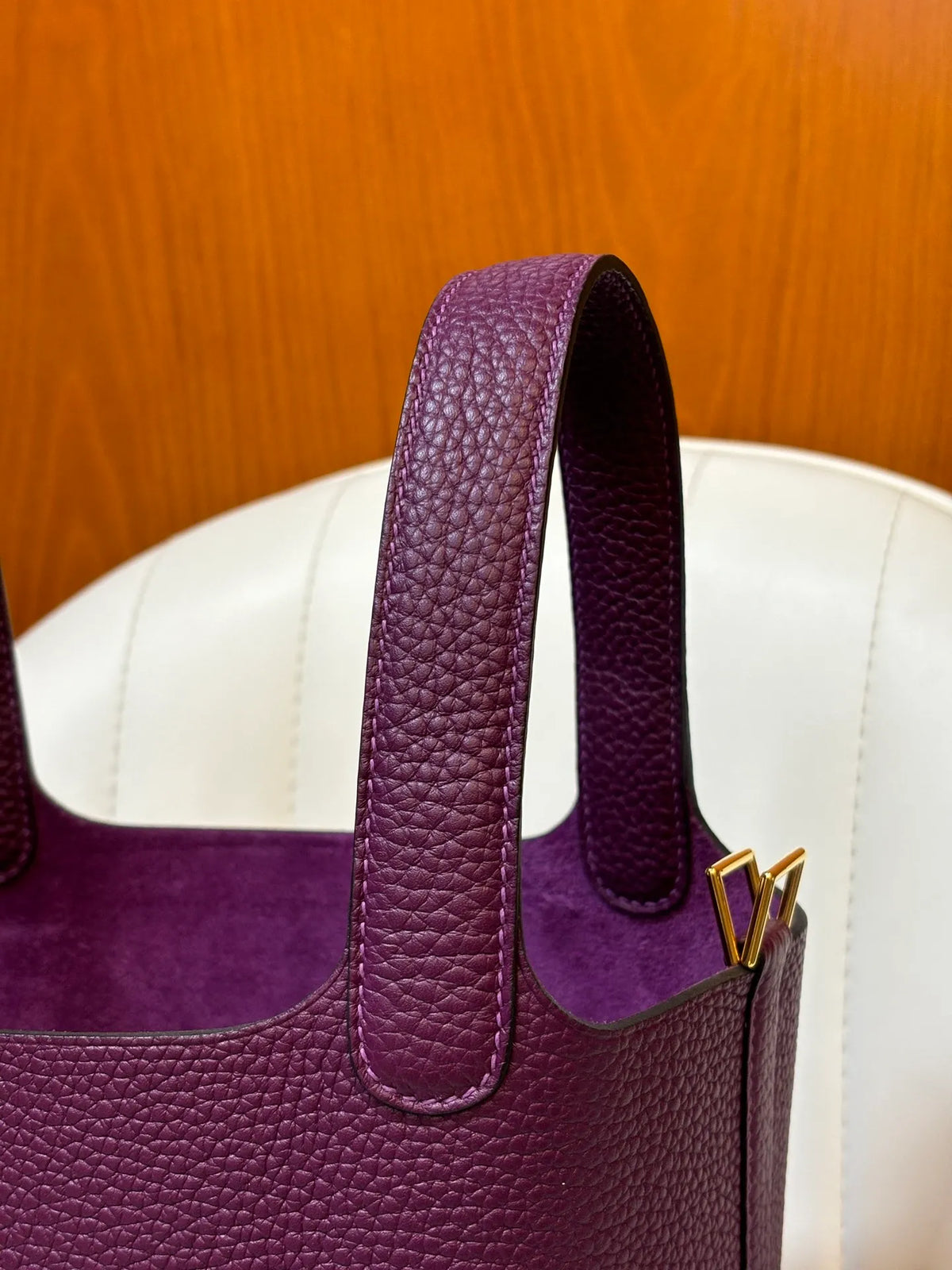 Picotin 18 TC Leather Bucket Bag Anemone Purple