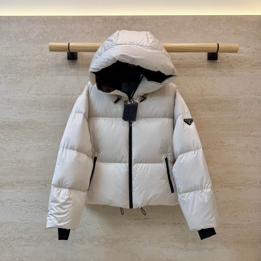PR Women's White Goose Down Short Jacket
