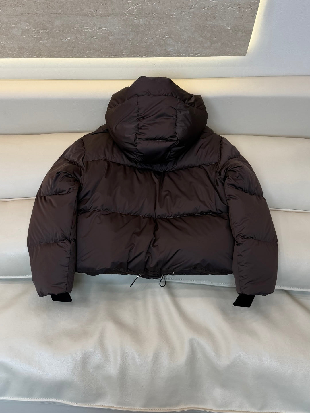 PR Women's White Goose Down Short Jacket