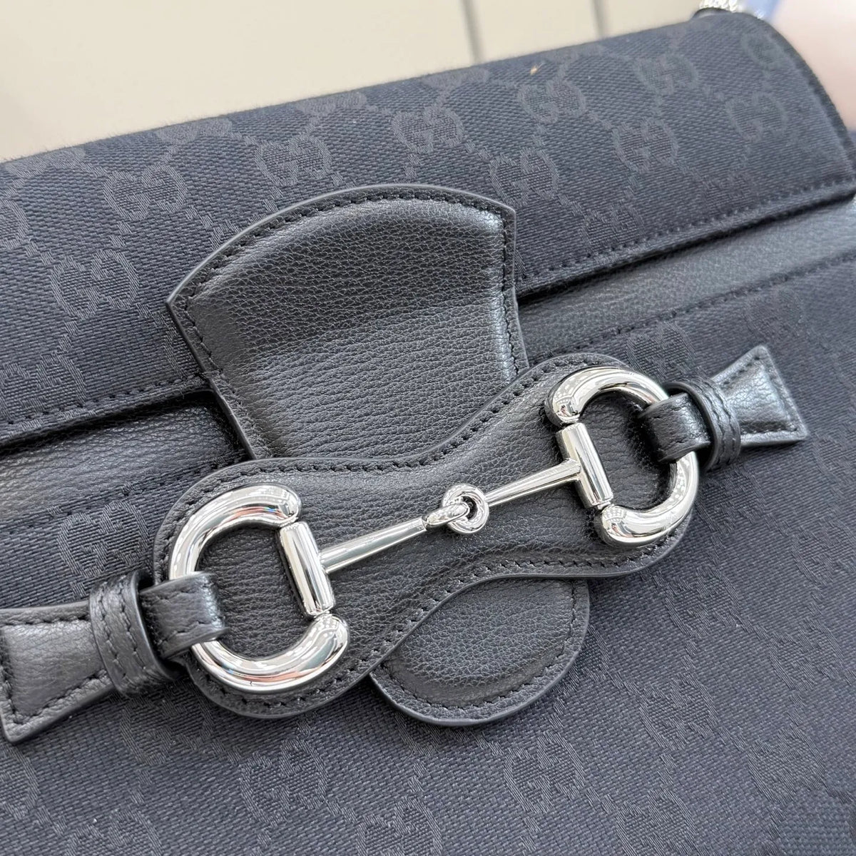 Primavera 10.8 in Tote Bag A006N6