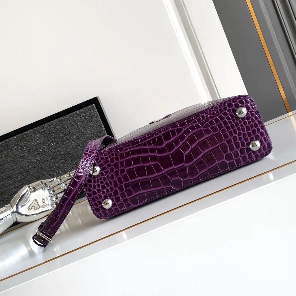 Purple 10.6 in Handbag M92173
