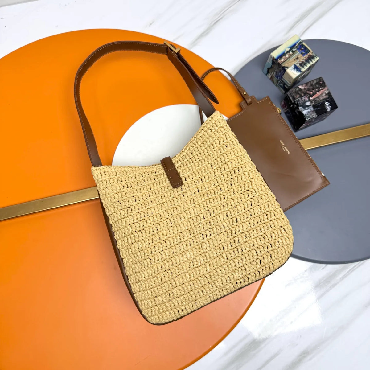 Raffia Straw 8.7 in Hobo Bag 823812