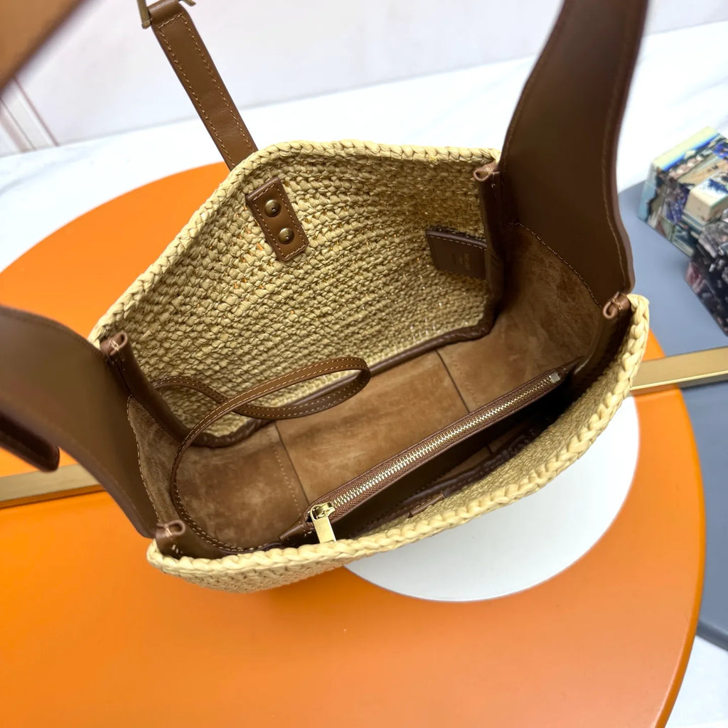 Raffia Straw 8.7 in Hobo Bag 823812