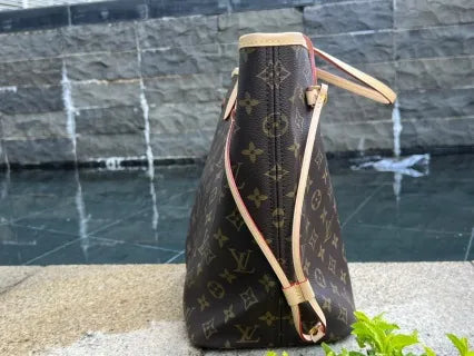 Classic Coated Fabric Shopping Handbag M40995