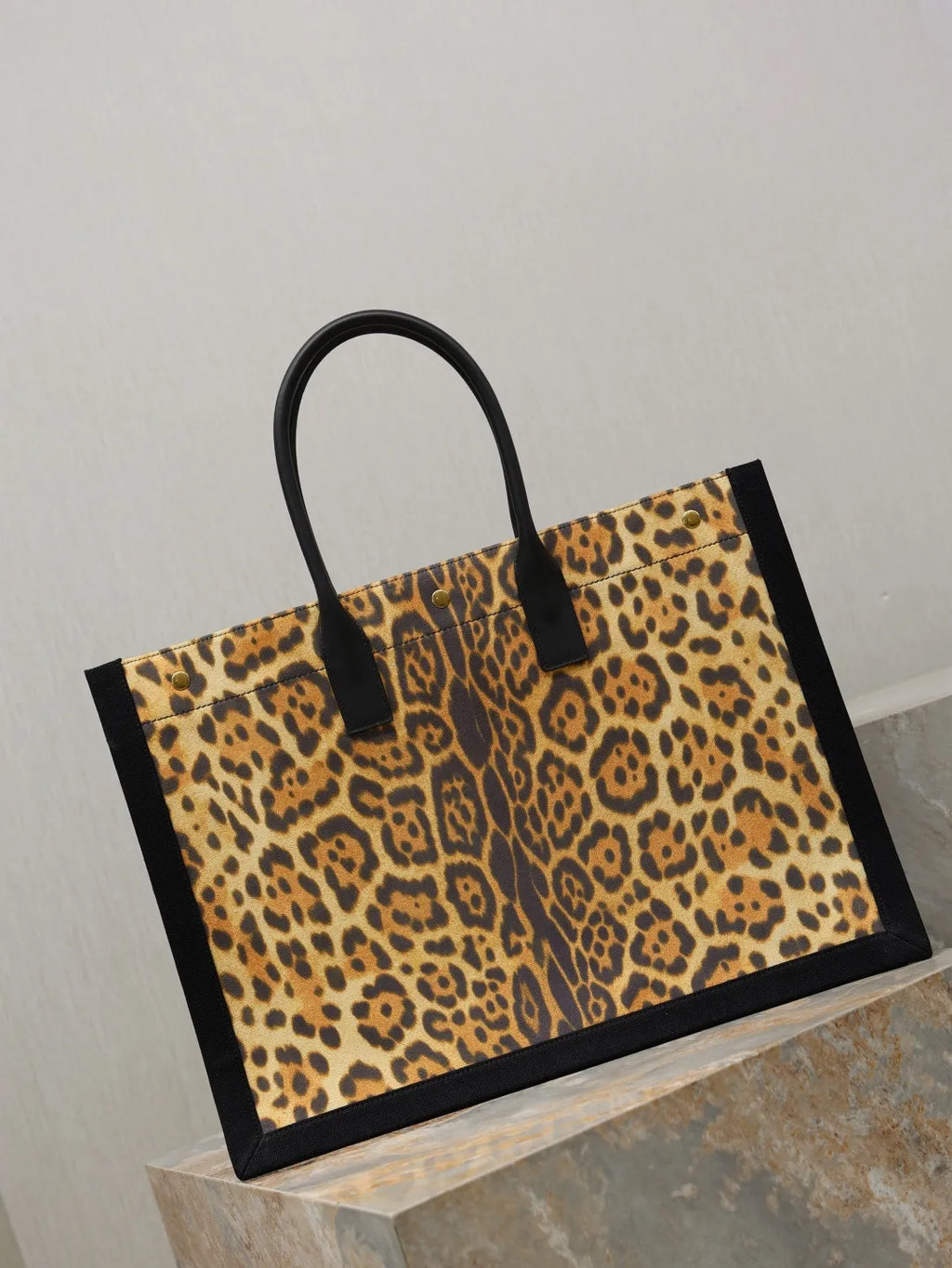 Rive Gauche Linen 18.9 in Tote Bag 509415