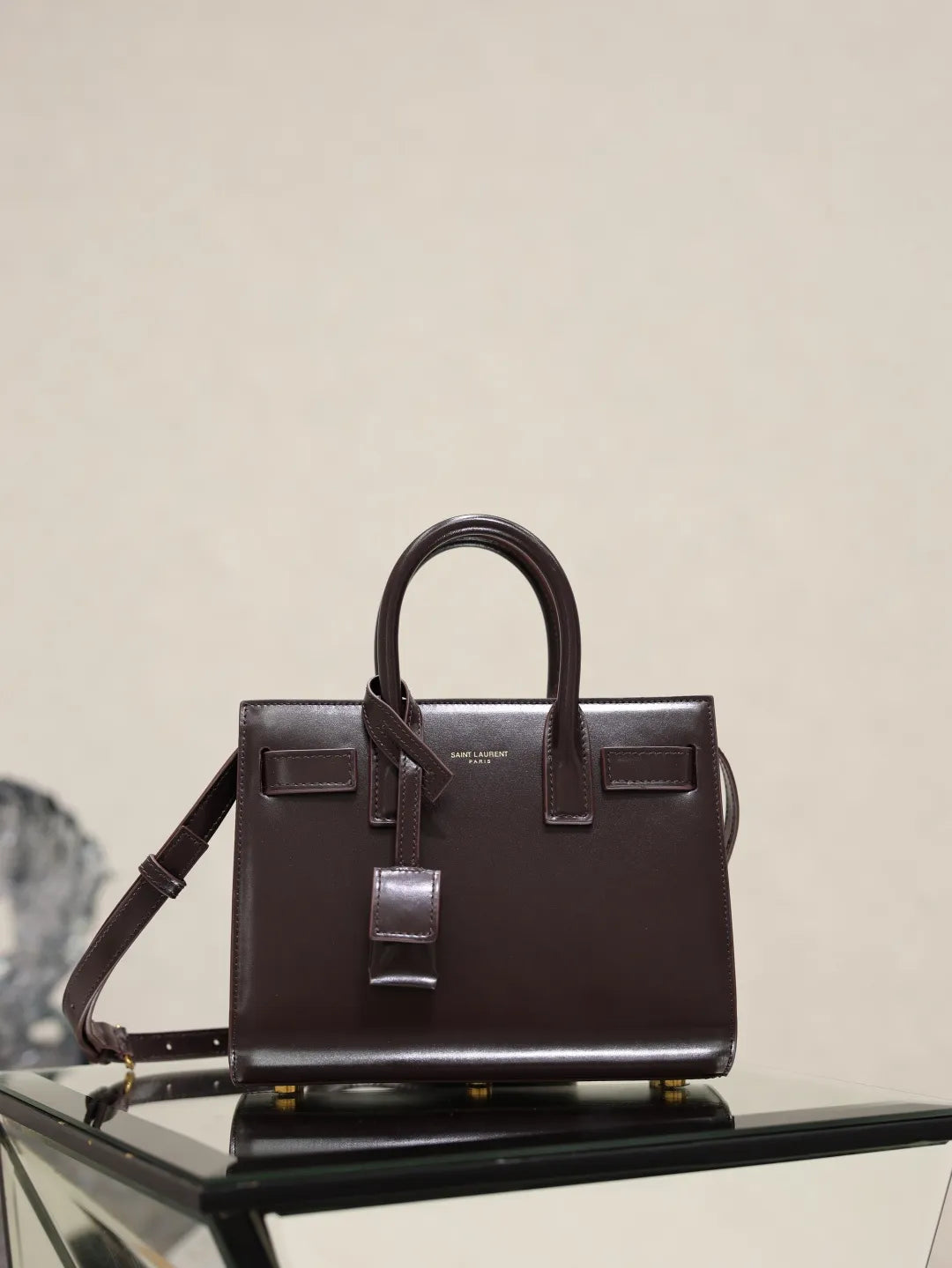 Sac de Jour 8.7 in Cowhide Accordion Bag 717440