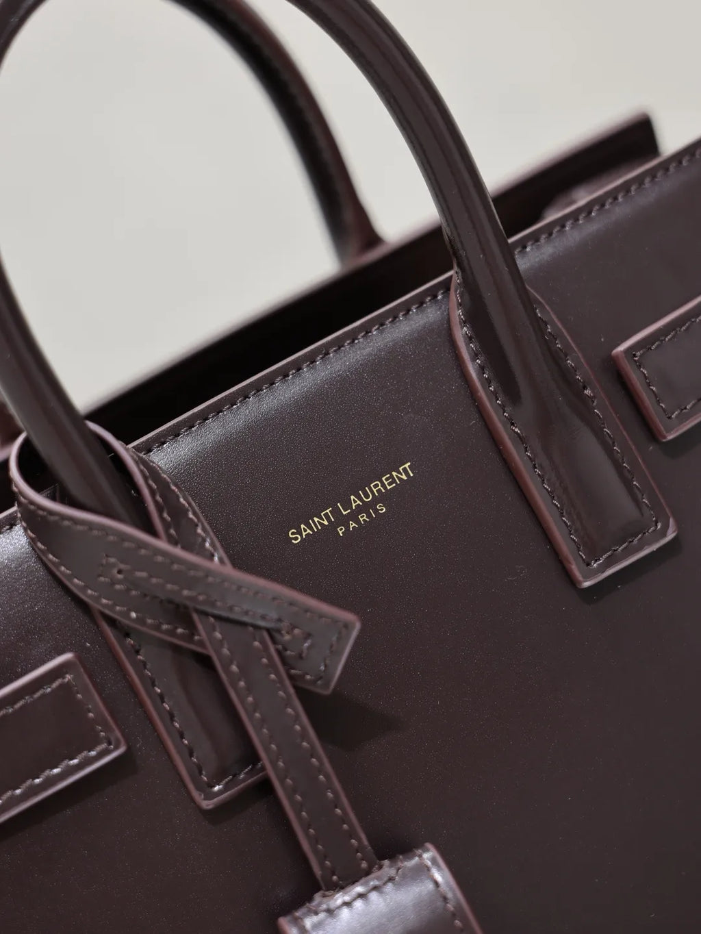 Sac de Jour 8.7 in Cowhide Accordion Bag 717440