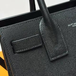 Sac De Jour Baby Grained Leather 10.2 in Tote Bag 392035.Zx