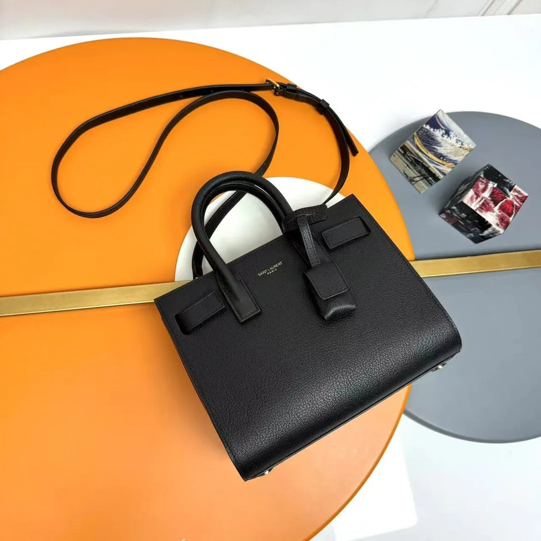 Sac De Jour Grained Leather 8.7 in Shoulder Bag 421863Zx