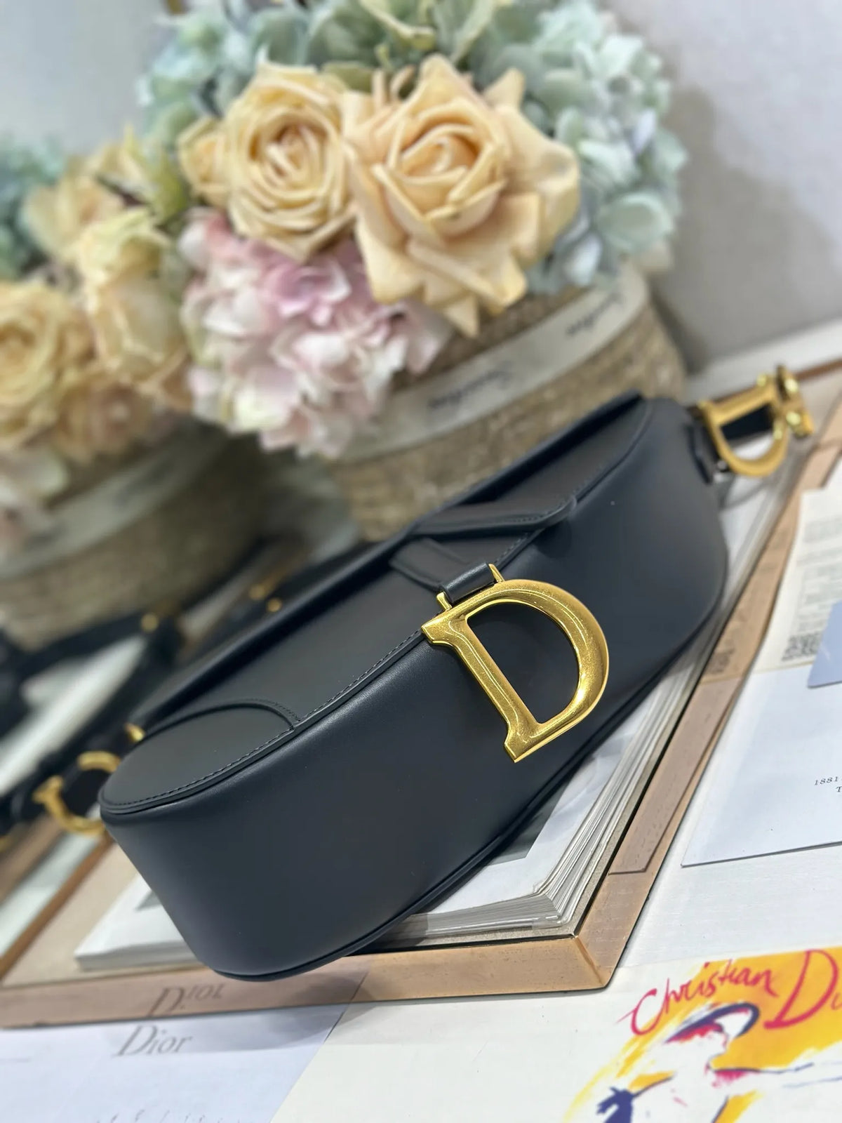 Saddle 9.4 in Calfskin Handbag 0466 Black