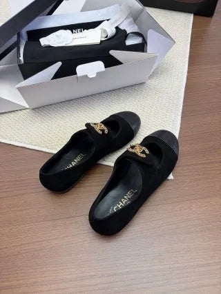 Sheepskin and Suede Shoes 255434