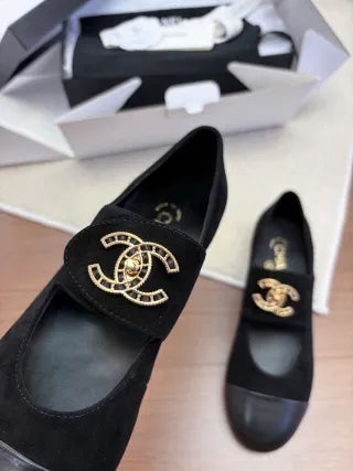 Sheepskin and Suede Shoes 255434