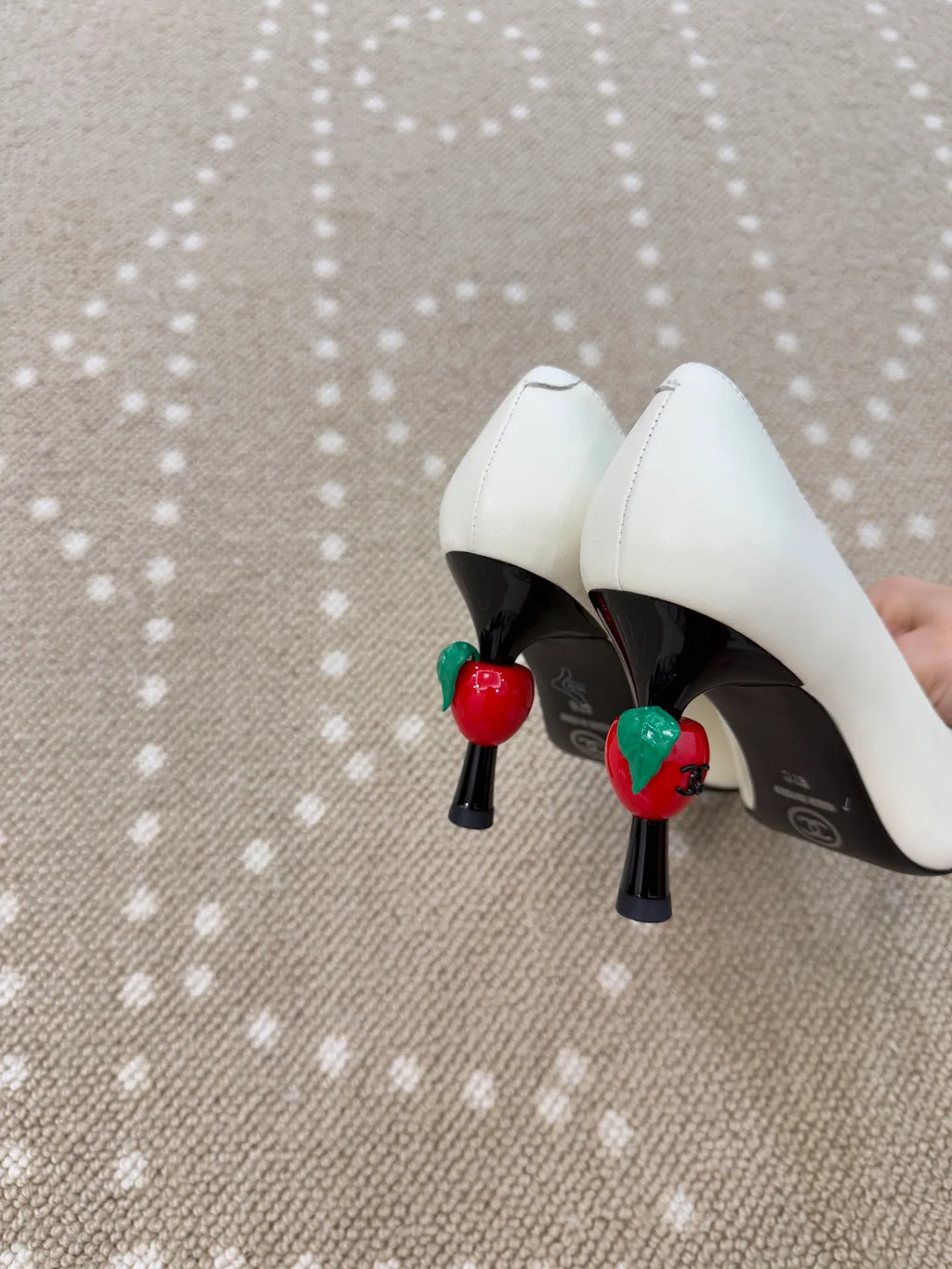 Sheepskin Little Apple 3.1 in Heels 246508