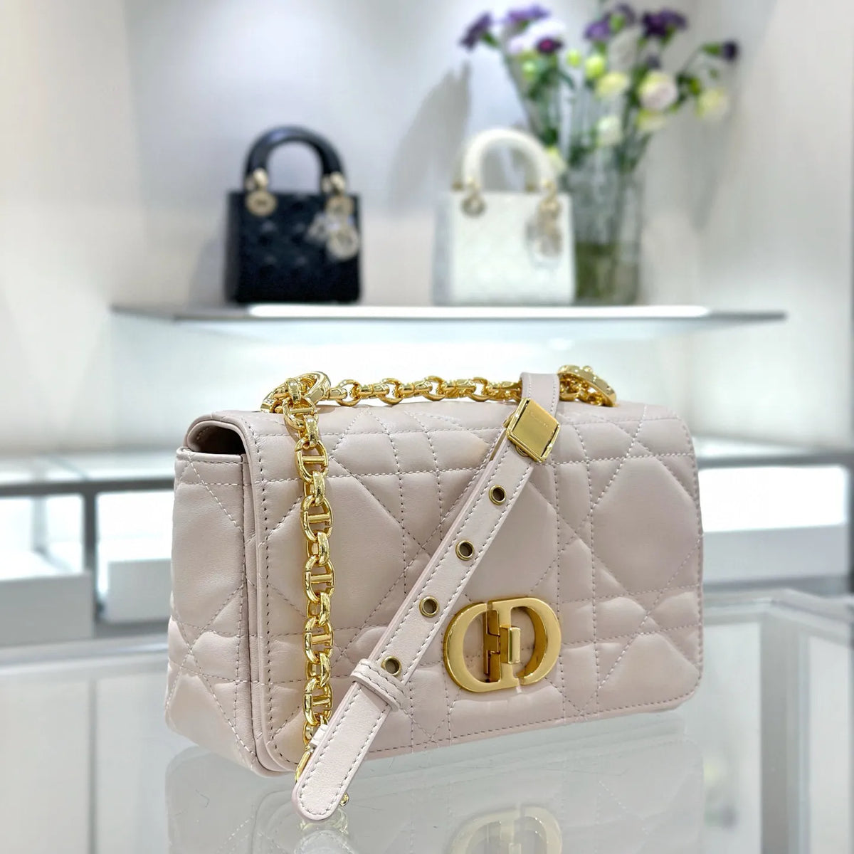 Small Chris 20 Cannage Chain Shoulder Bag