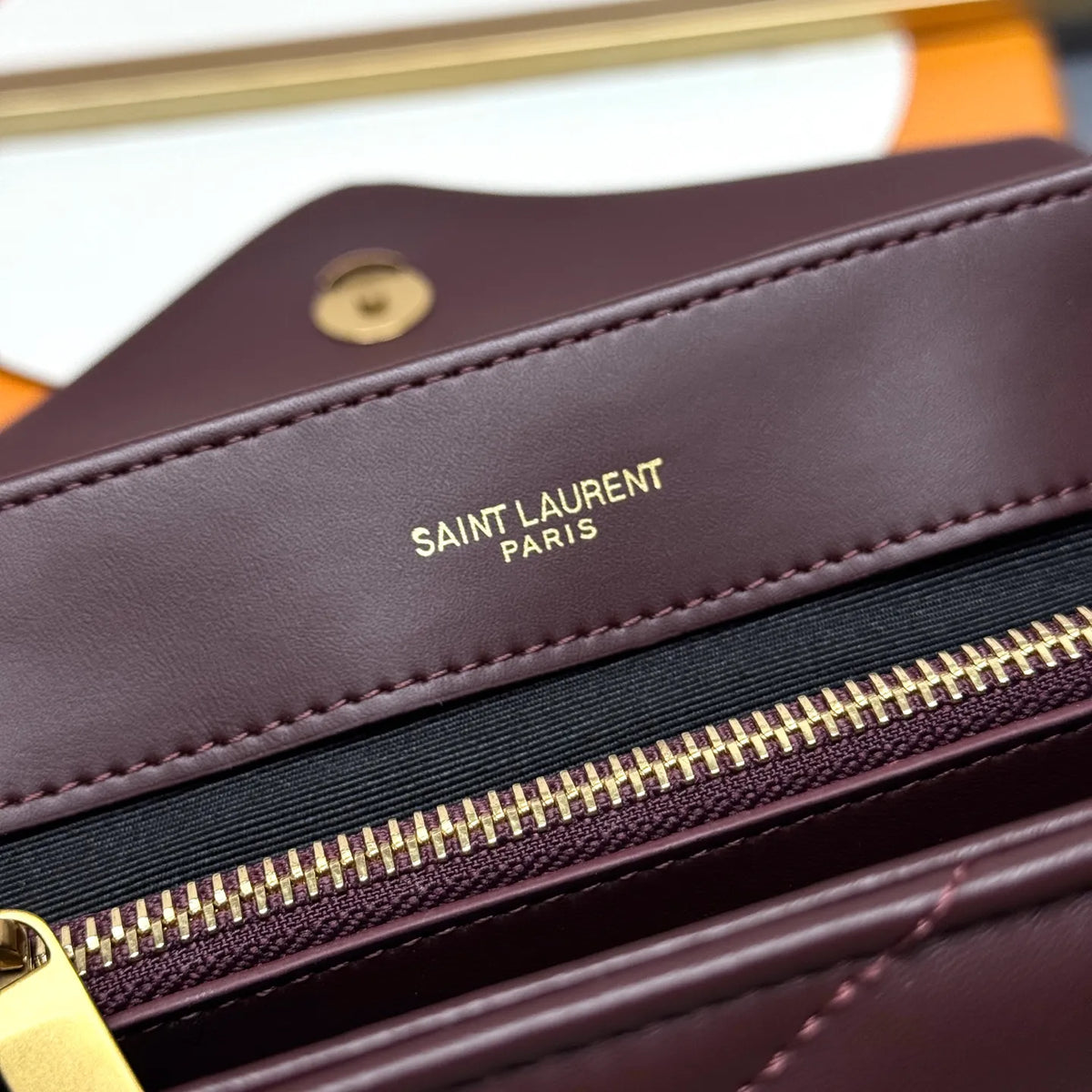 Small Leather 9.1 in Shoulder Bag 494699.ZX