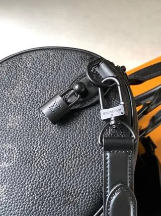 Speedy Bandoulière 30 Monogram Leather Handbag