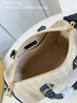 Speedy Bandouliére Monogram Canvas 8.7 in Handbag M28761