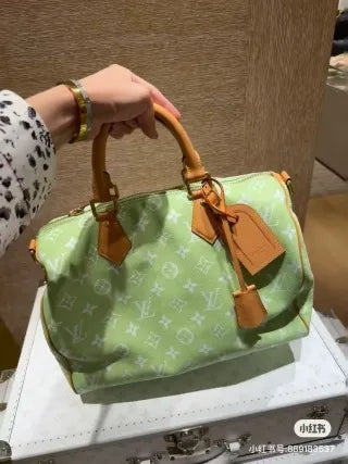 Speedy P9 Bandoulière 40 Lime Green Handbag M13921 135564