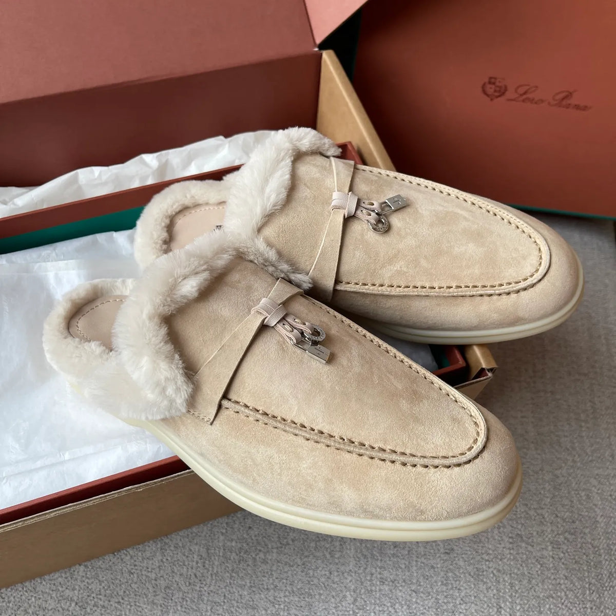 Suede Beaver Fur Slippers 281079