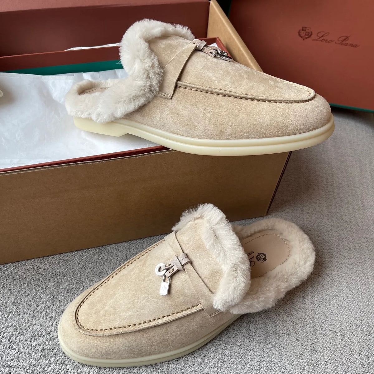 Suede Beaver Fur Slippers 281079