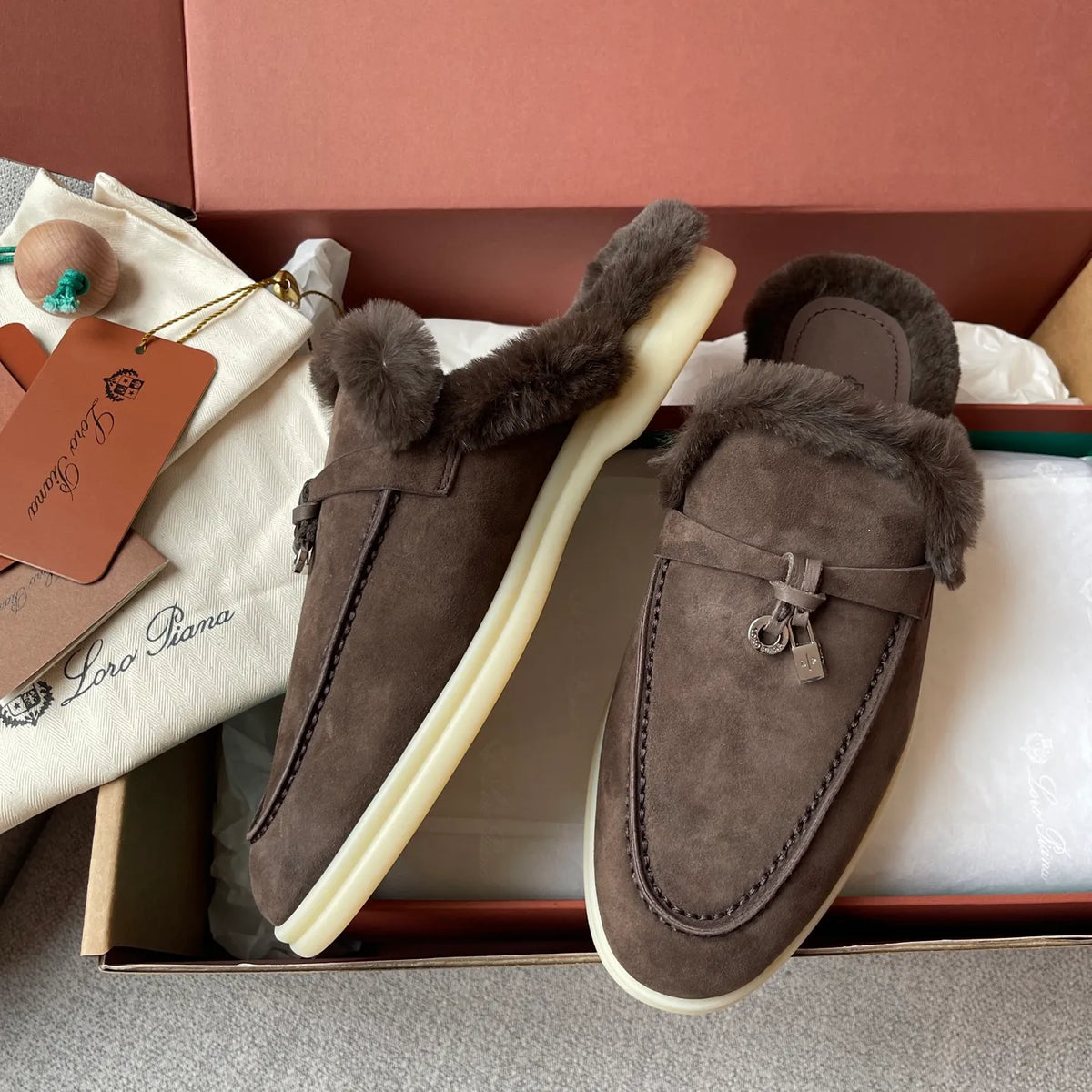 Suede Beaver Fur Slippers 281083