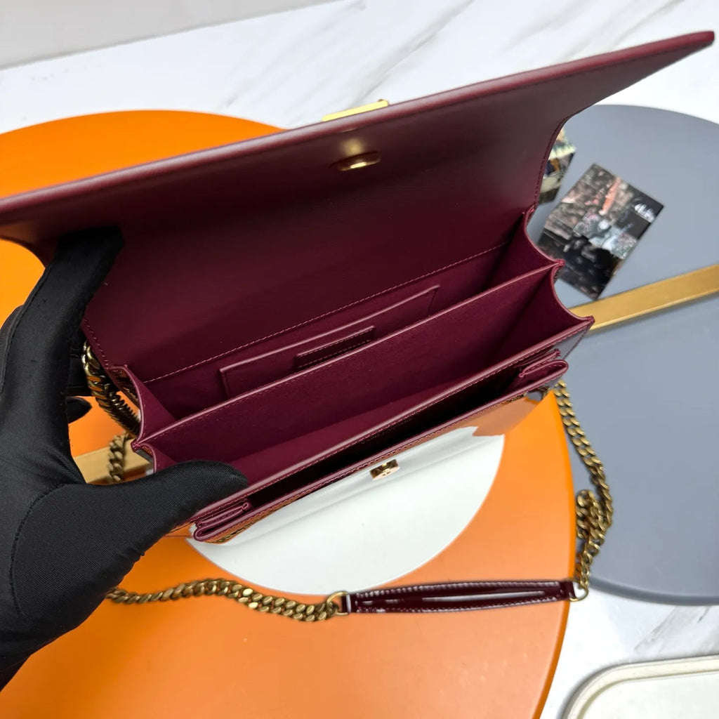Sunset 8.7 in Glossy Patent Leather Bag 442906
