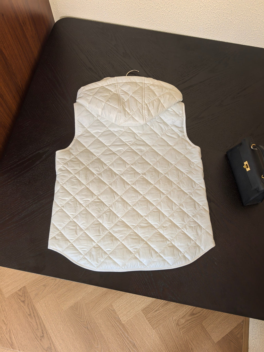 TL Women's Loose H-Line Curved Hem Vest Top