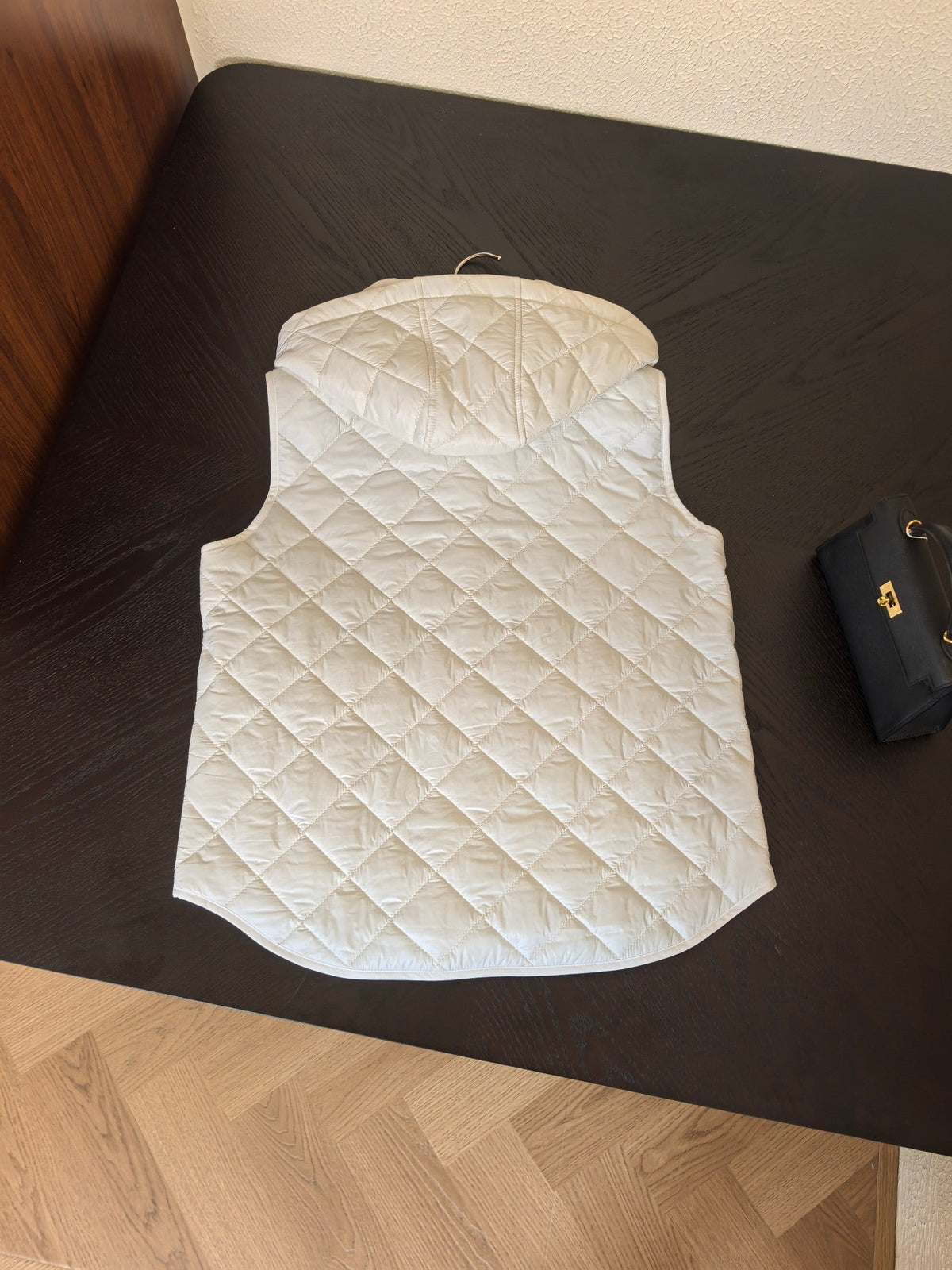 TL Women's Loose H-Line Curved Hem Vest Top
