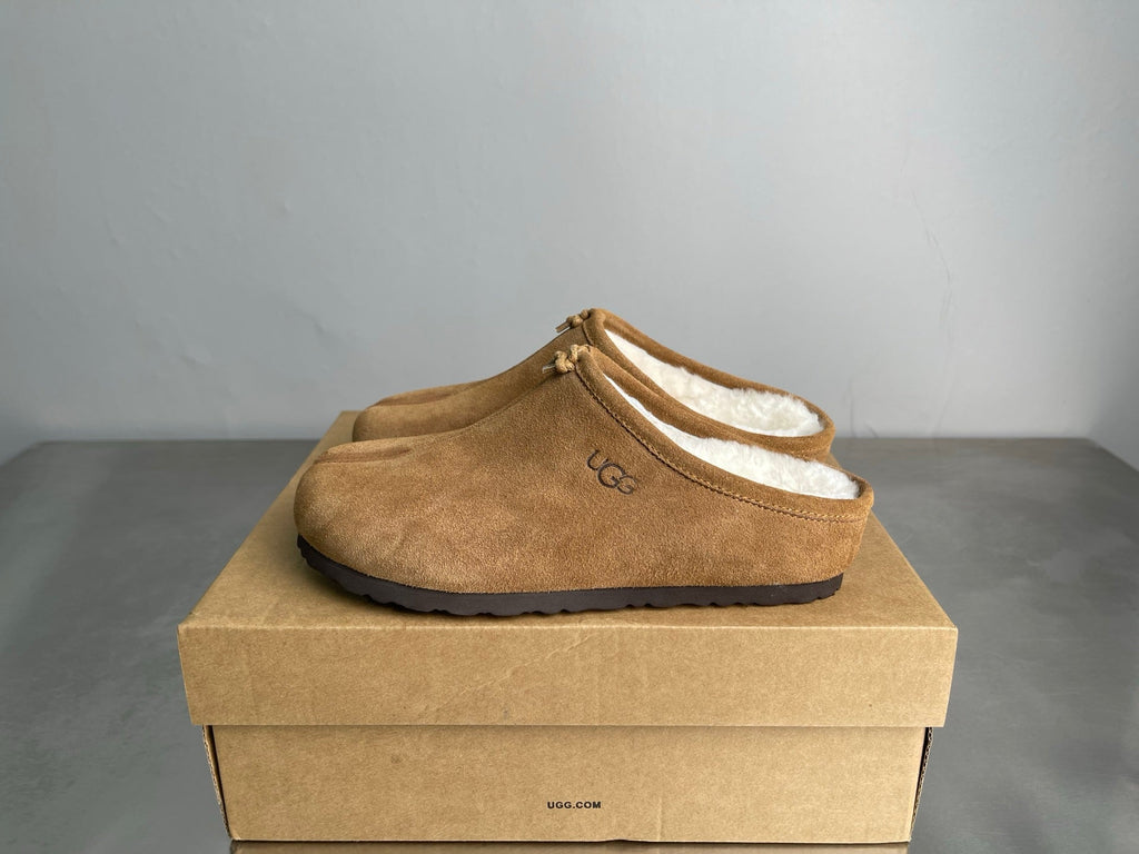 UGG Women's Split Toe Shearling Mule Slippers