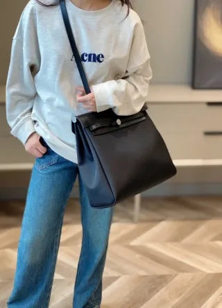 Unisex 15.4 in Casual Handbag Black Silver