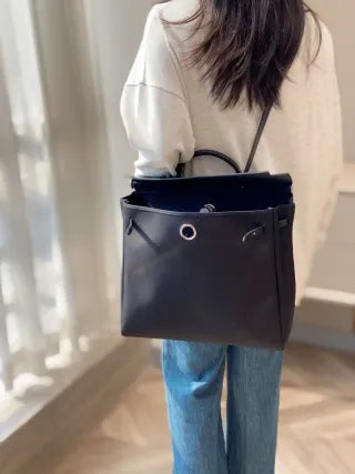 Unisex 15.4 in Casual Handbag Black Silver