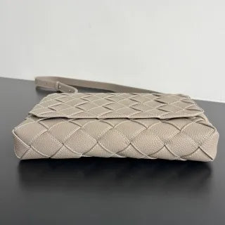Unisex BV Diago Leather 12.6 in Crossbody Bag 815796