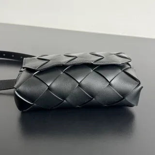 Unisex Diago Leather 7.5 in Belt Bag 805773