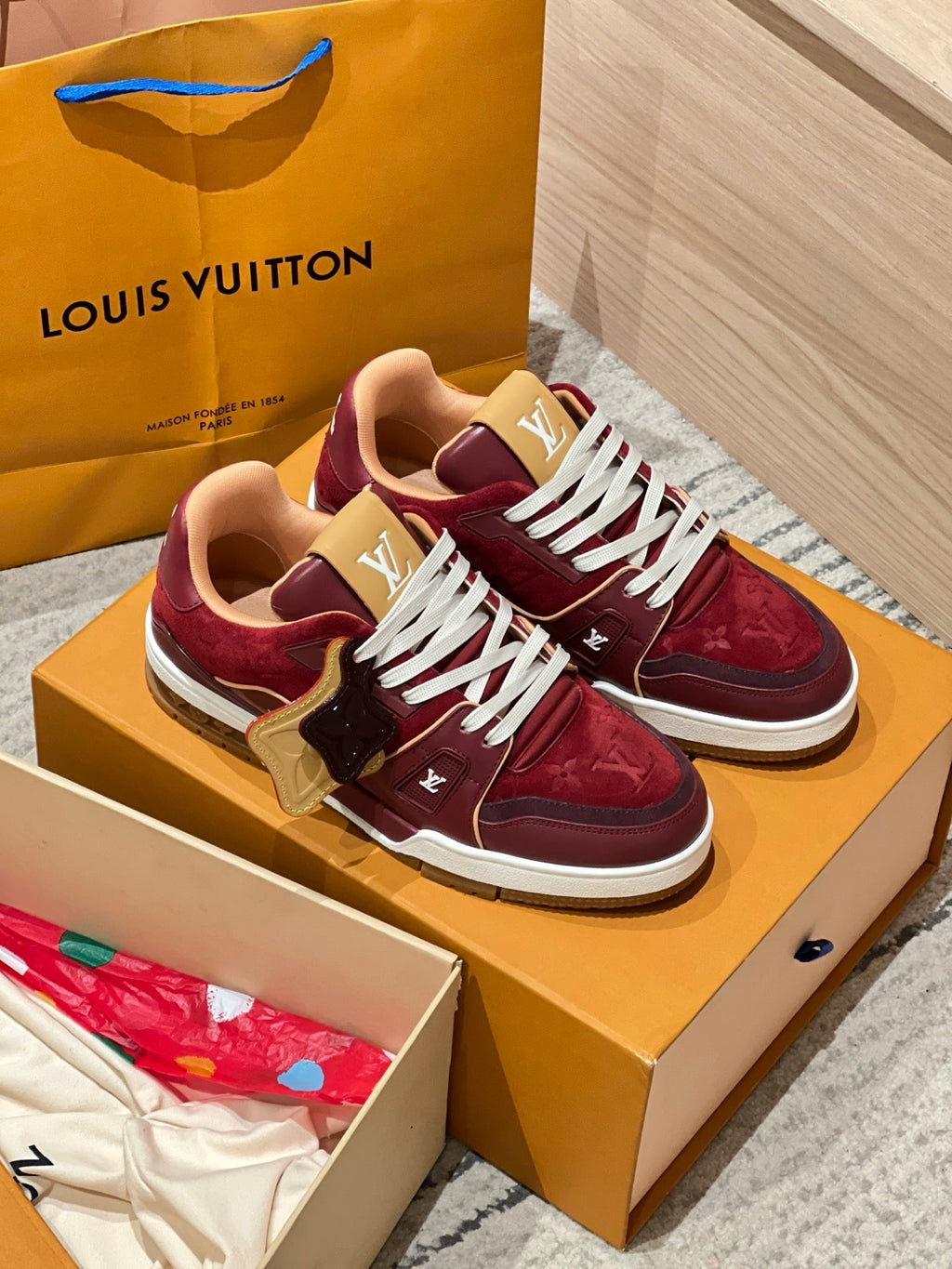 Unisex Trainer #54 Suede and Fabric Sneakers