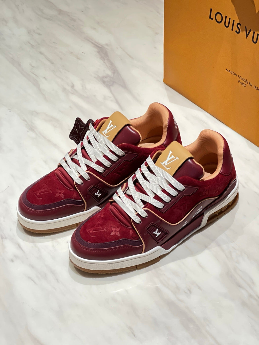 Unisex Trainer #54 Suede and Fabric Sneakers