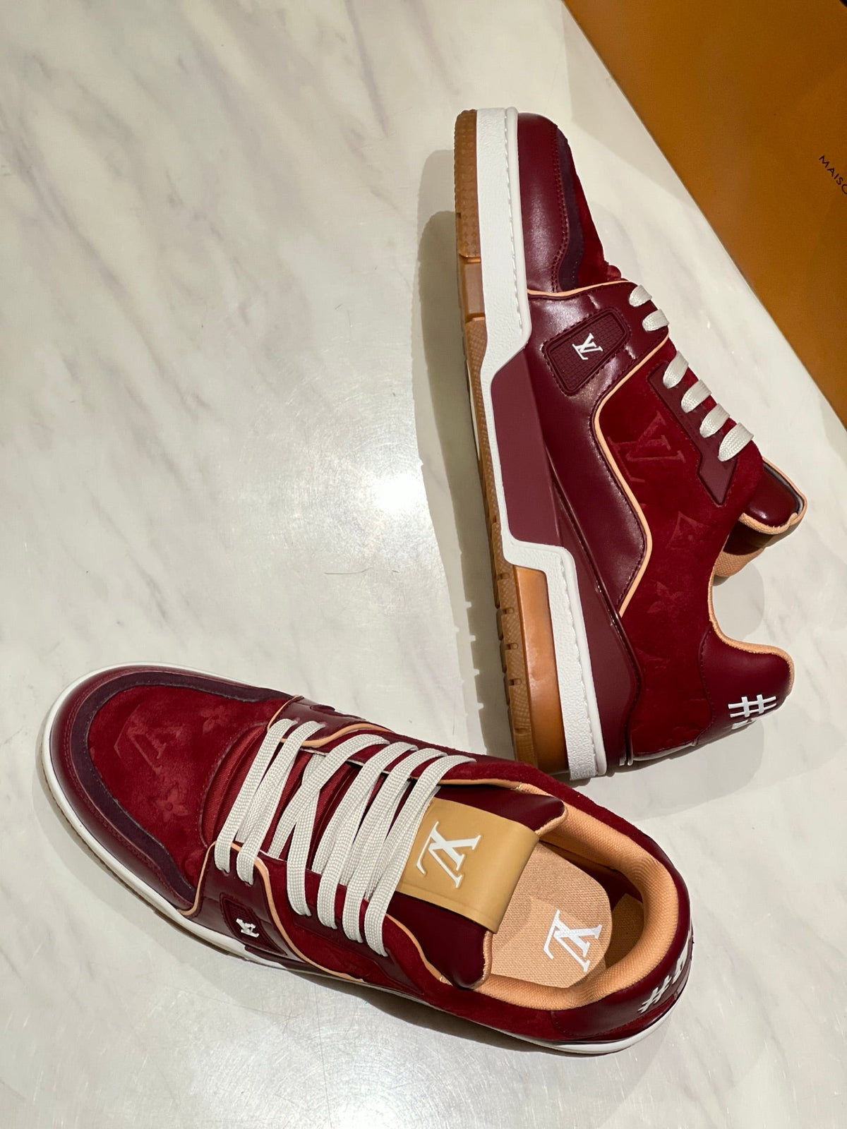 Unisex Trainer #54 Suede and Fabric Sneakers